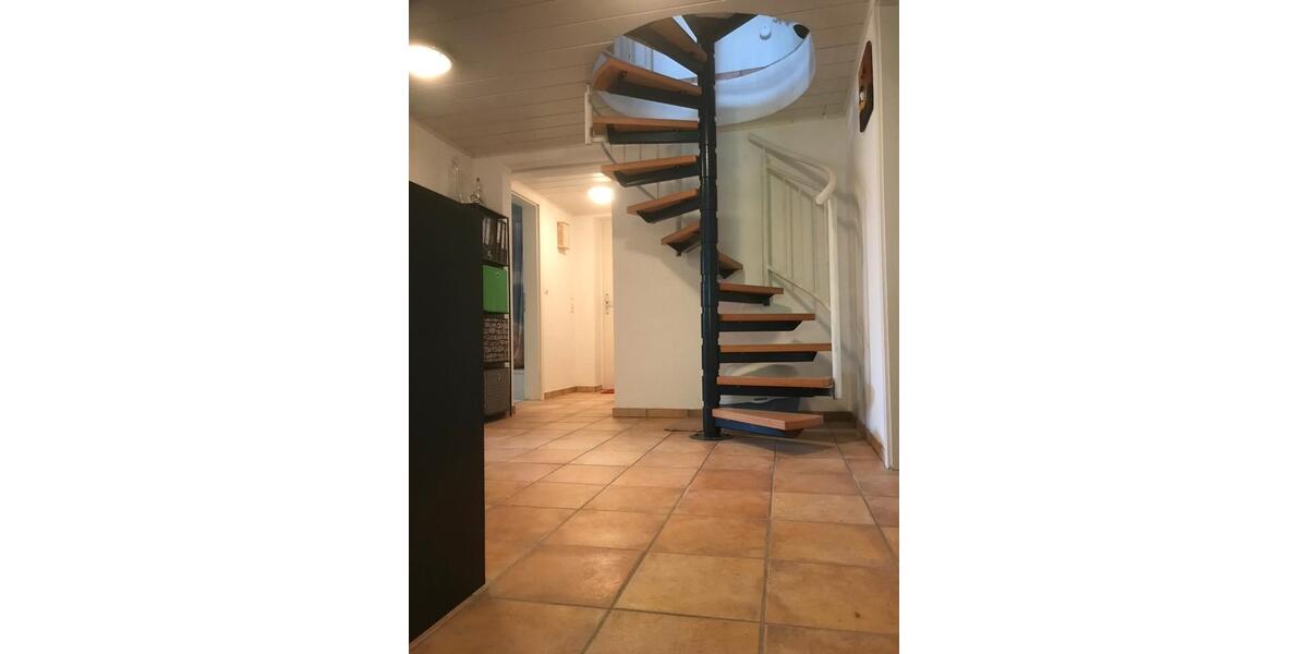 Erdgeschoßwohnung Bielefeld Jöllenbeck - 5 Zimmer, 160 m&sup2;, 260.000&euro; | Angebot:25552930