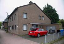 Meerbusch-Lank-Latum: Ein Haus - Viele Möglichkeiten