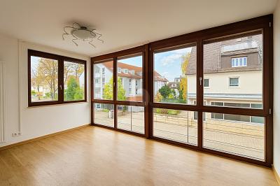 ZENTRALE LAGE MIT TOP-ANBINDUNG 8 zimmer