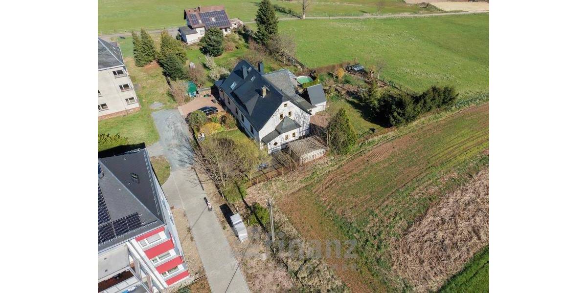 Doppelhaushälfte Oelsnitz - 6 Zimmer, 124 m&sup2;, 160.000&euro; | Angebot:26744684