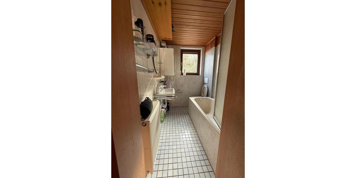 Dachgeschoßwohnung Geislingen an der Steige - 3 Zimmer, 60 m&sup2;, 700&euro; | Angebot:26325777