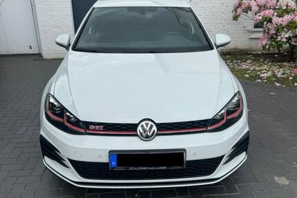 VW Golf 80.500 km 22.500 &euro; Hage 26524