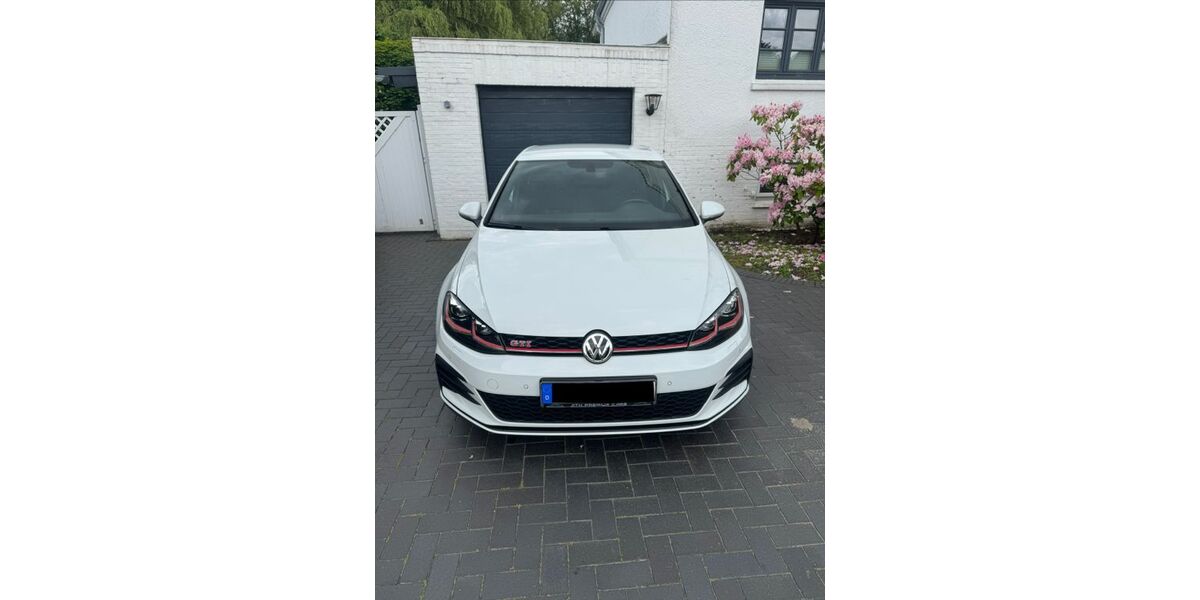 VW Golf 80.500 km 22.500 &euro; Hage 26524