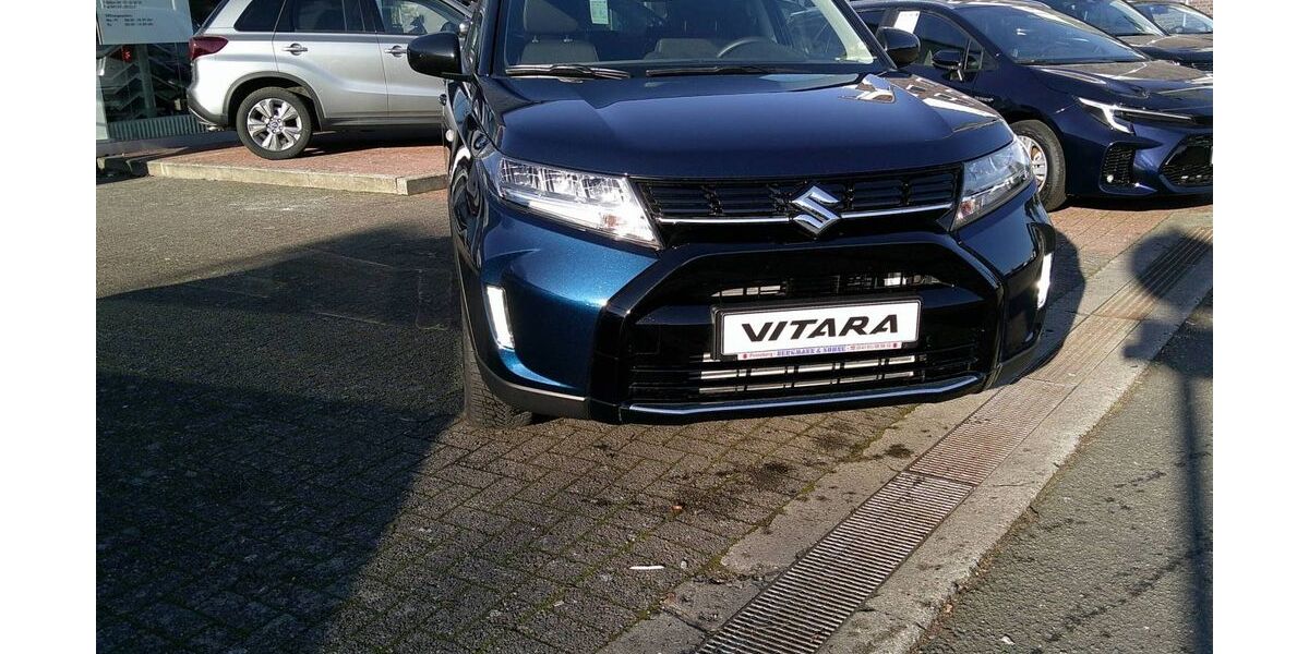 Suzuki Vitara 4.990 km 24.490 &euro; Tornesch 25436