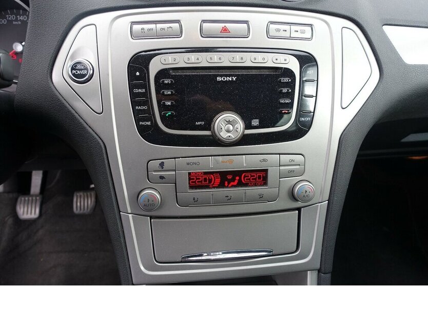 Mondeo Ambiente AHK abnehmbar Sony Sitzheizung