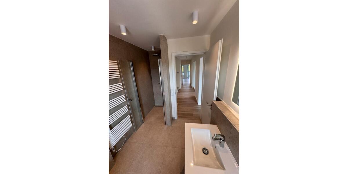 Dachgeschoßwohnung Bösel - 4 Zimmer, 108 m&sup2;, 980&euro; | Angebot:26665181