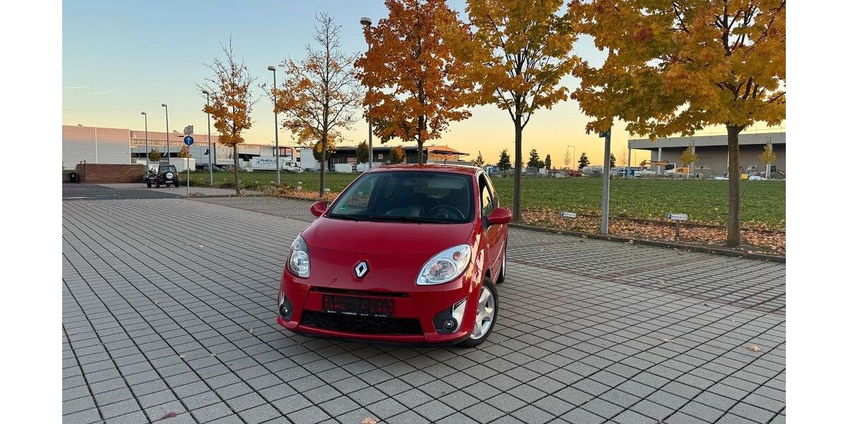 Renault Twingo 97.000 km 2.989 &euro; nürnberg 90429