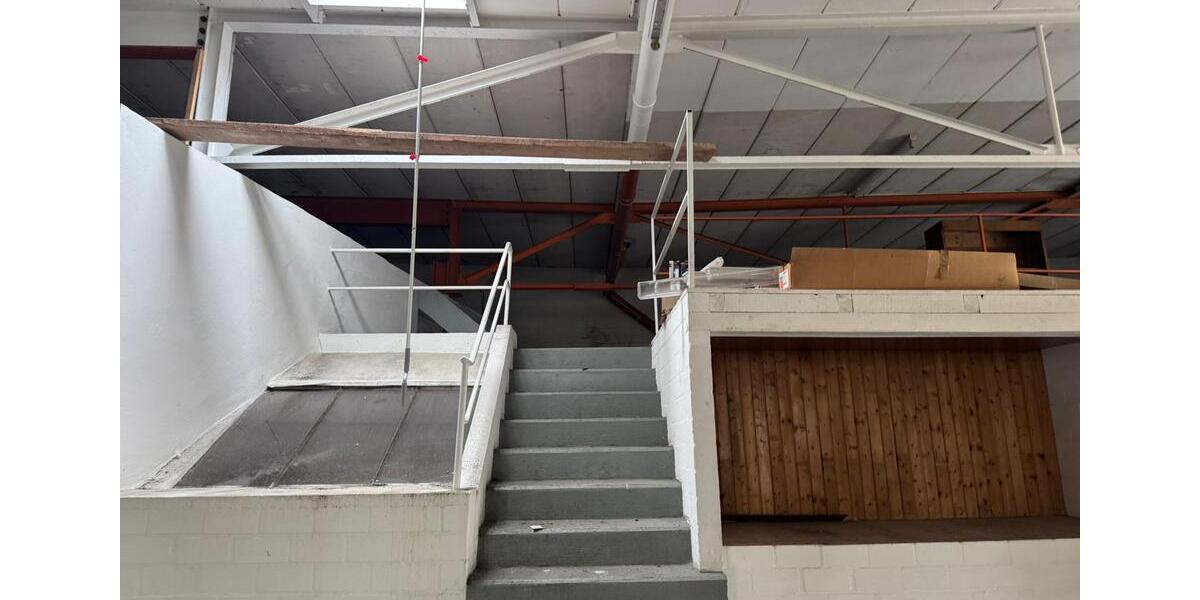 Gewerbeobjekt Steinwenden - 2.200&euro; | Angebot:24694094