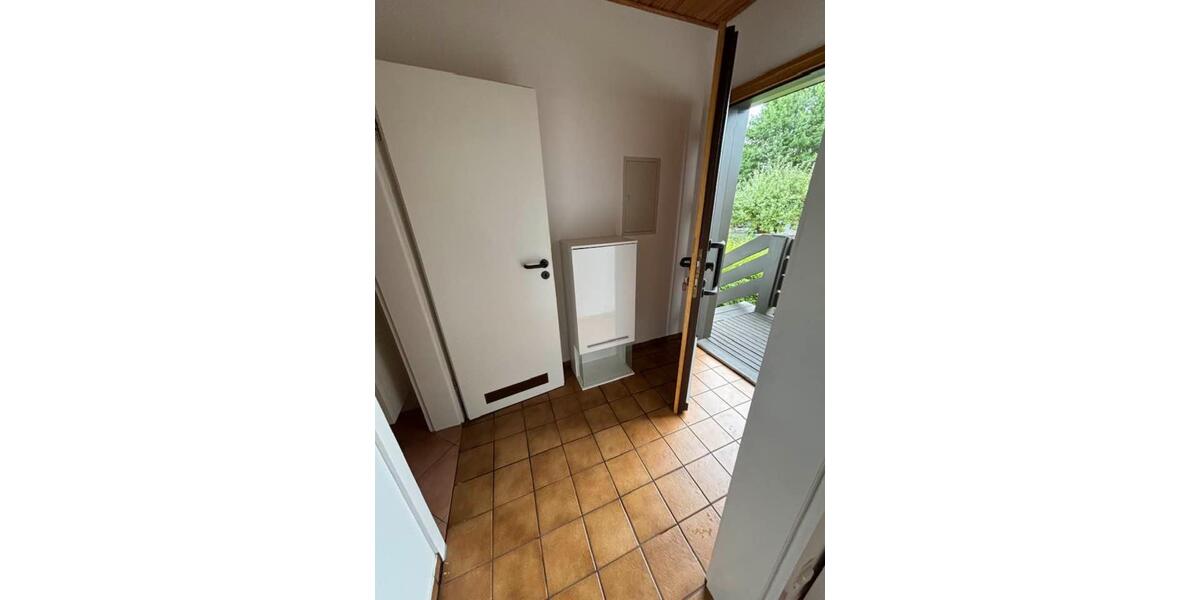Etagenwohnung Kronach - 1 Zimmer, 27 m&sup2;, 350&euro; | Angebot:25351672