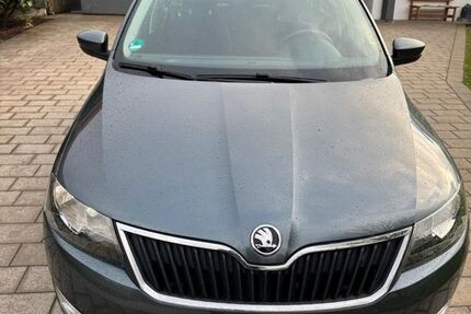 Skoda Rapid 87.500 km 8.500 &euro; Teunz 92552