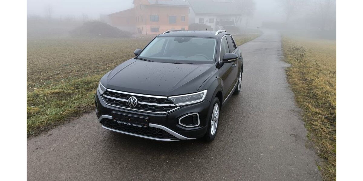 VW T-Roc 16.374 km 27.500 &euro; Berching 92334