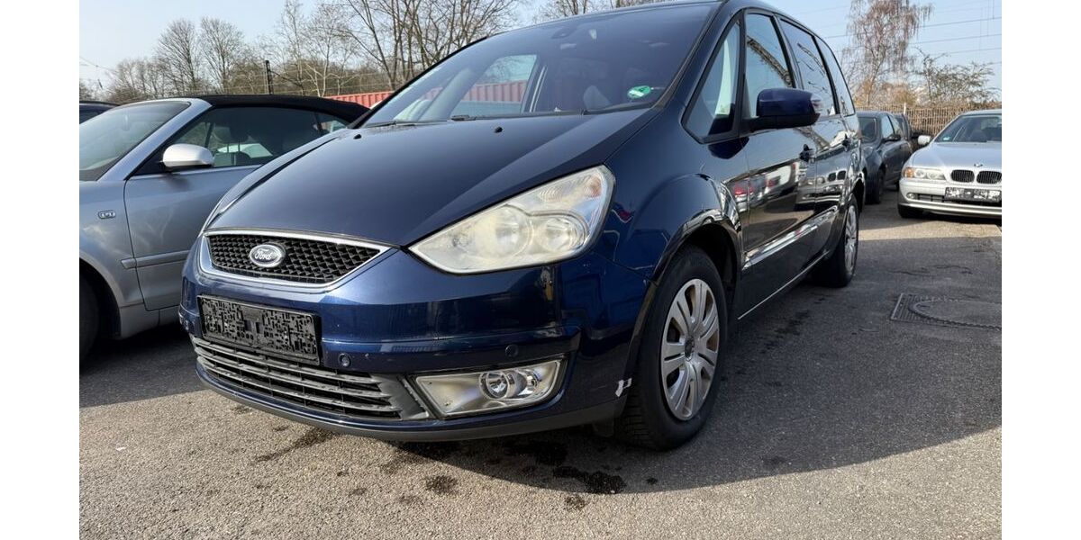 Ford Galaxy 238.000 km 2.500 &euro; Essen 45326