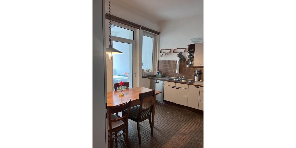 Etagenwohnung Landau in der Pfalz - 3 Zimmer, 100 m&sup2;, 417&euro; | Angebot:26356337
