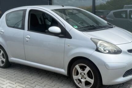 Toyota Aygo (X) 87.100 km 3.999 &euro; Münzenberg-Gambach 35516