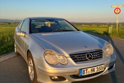 Mercedes-Benz 220 275.500 km 2.500 &euro; Eckersdorf 95488