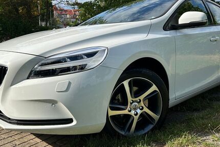 Volvo V40 47.300 km 11.999 &euro; Ronneburg 07580
