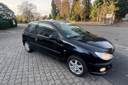 Peugeot 206 150.000 km 1.999 &euro; Unna 59427