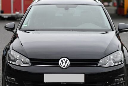 VW Golf 104.000 km 11.200 € Unkel 53572