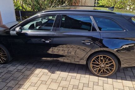 Cupra Leon 77.000 km 20.800 &euro; Marktleuthen 95168
