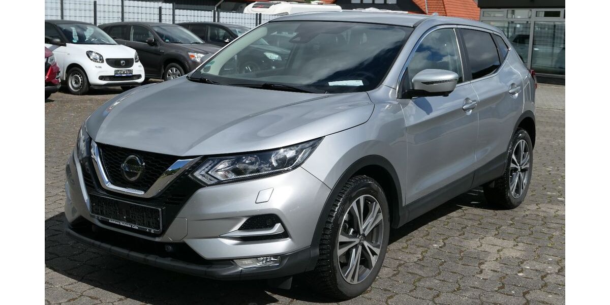 Nissan Qashqai 107.300 km 14.790 &euro; Adelheidsdorf 29352