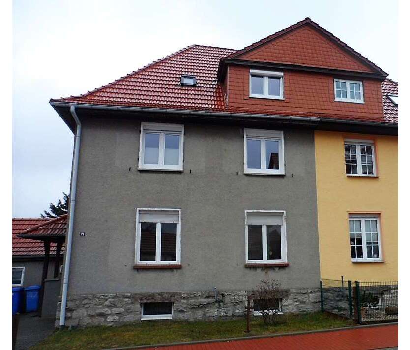 Haus zum Kaufen in Menteroda 105.000 € 100 m²