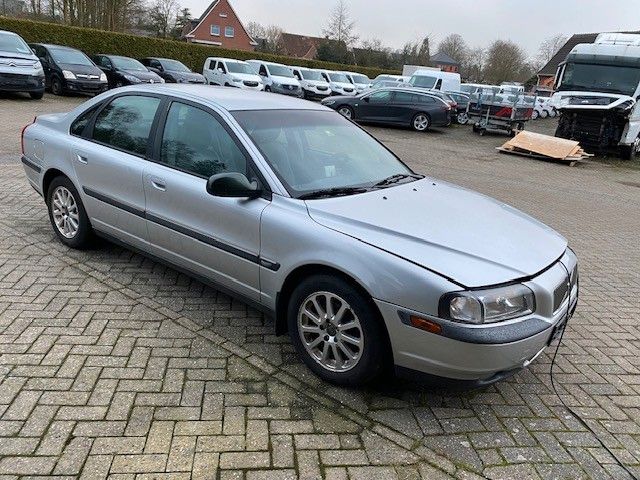 Volvo S80 399.654 km 980 &euro; Bad Bentheim 48455