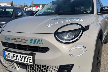 Fiat 600e 16.500 km 31.990 &euro; Villingen-Schwenningen 78052