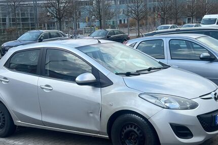 Mazda 2 413.842 km 999 &euro; Nürnberg 90439