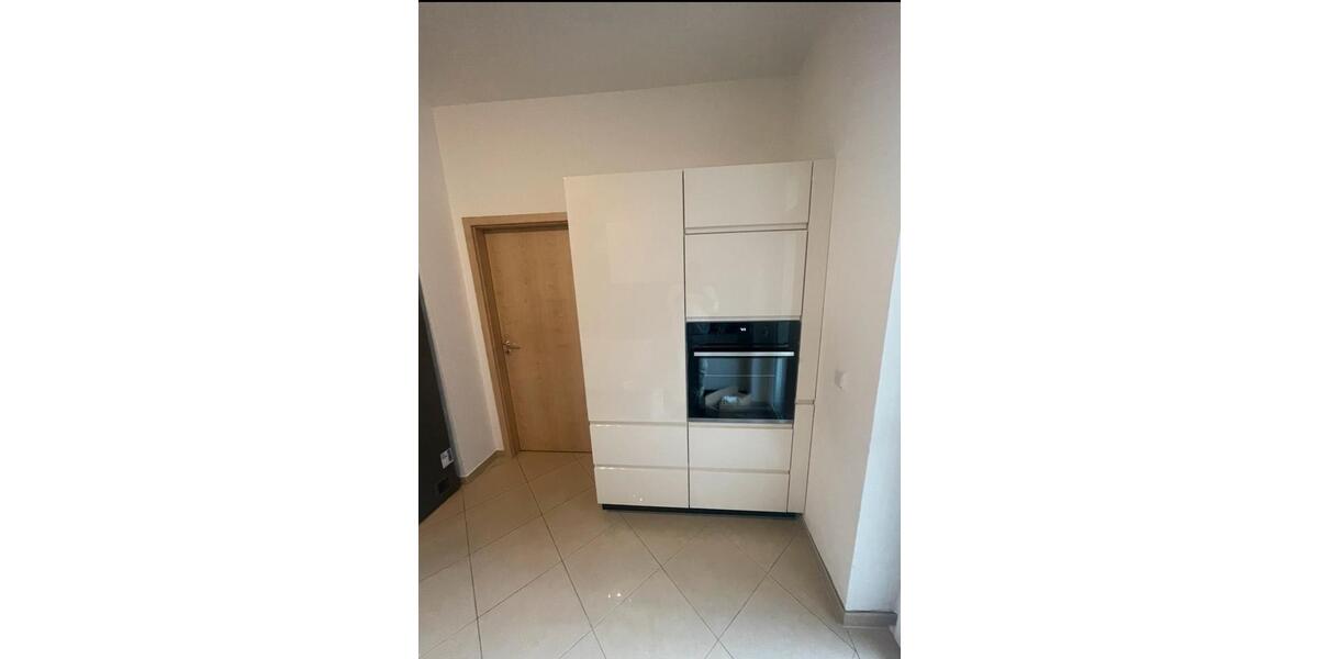 Etagenwohnung Halle (Saale) Damaschkestraße - 4 Zimmer, 110 m&sup2;, 1.300&euro; | Angebot:26409650