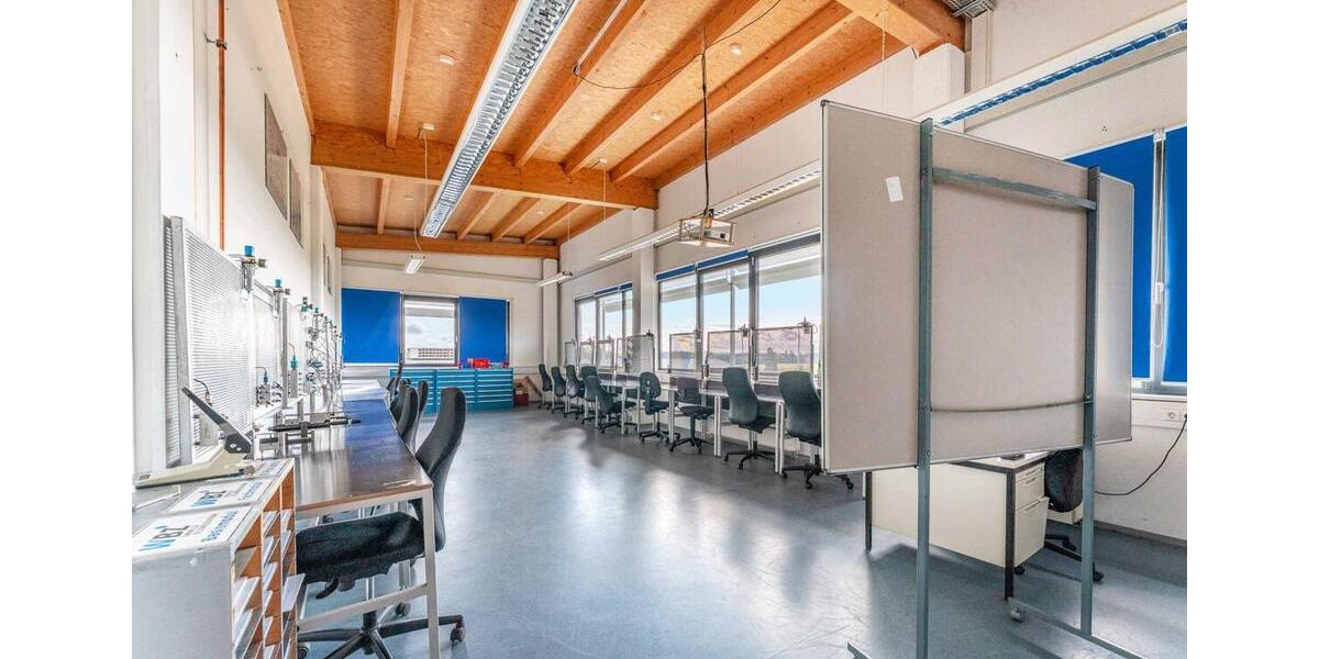 Gewerbeobjekt Villingen-Schwenningen Schwenningen - 3.332&euro; | Angebot:26235466