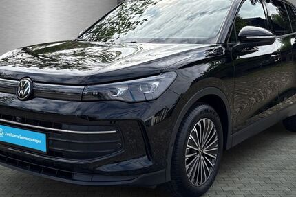 VW Tiguan 24.500 km 34.290 &euro; Zeven 27404