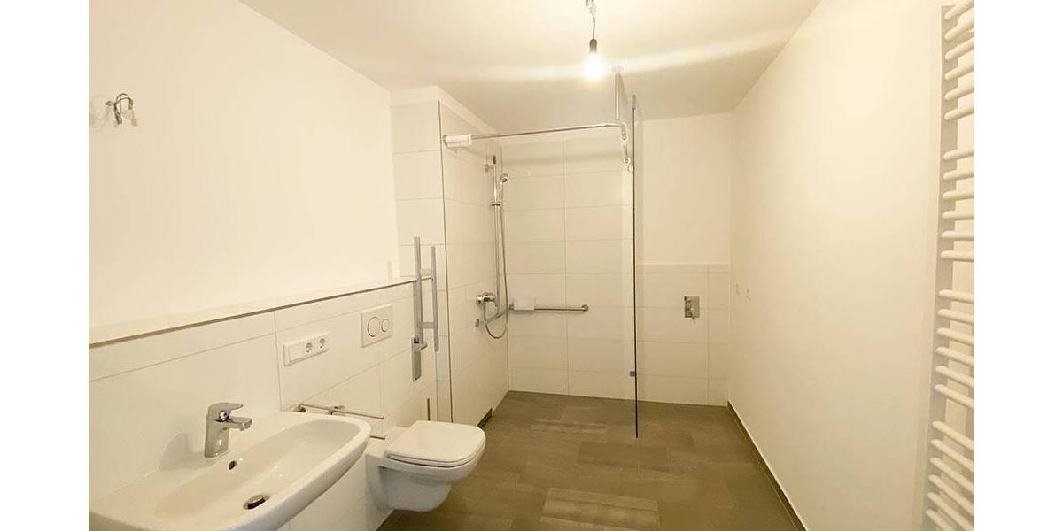 Etagenwohnung Neumarkt in der Oberpfalz Neumarkt - 2 Zimmer, 63 m&sup2;, 1.080&euro; | Angebot:26388234