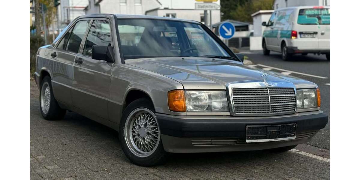 Mercedes-Benz 190 244.000 km 3.900 &euro; Bad Homburg 61350