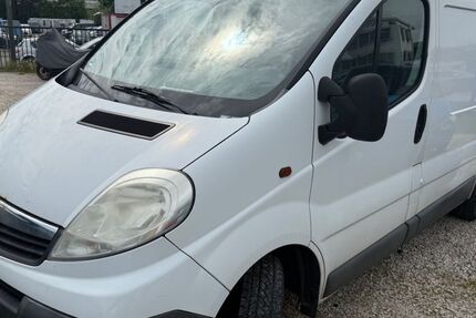 Opel Vivaro 336.000 km 2.490 &euro; Neu-Ulm 89231