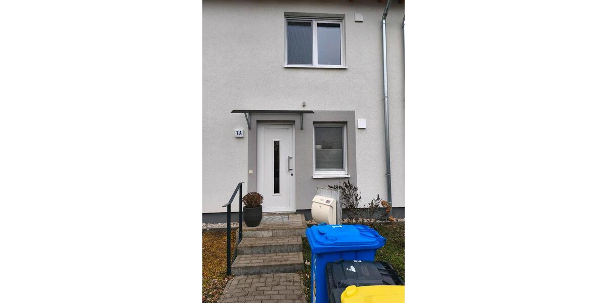 Reihenhaus Bernau bei Berlin - 3 Zimmer, 80 m&sup2;, 399.000&euro; | Angebot:26021230