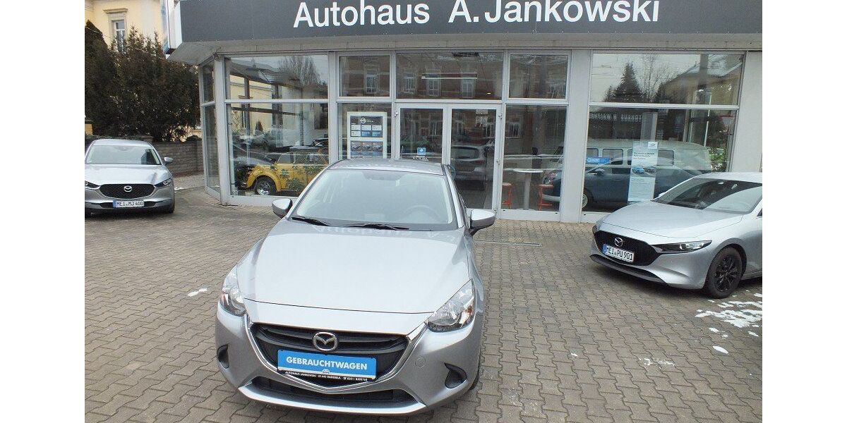 Mazda 2 38.176 km 10.490 &euro; Radebeul 01445