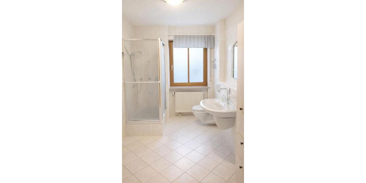 Erdgeschoßwohnung Albertshofen - 3 Zimmer, 76 m&sup2;, 244.000&euro; | Angebot:26801692