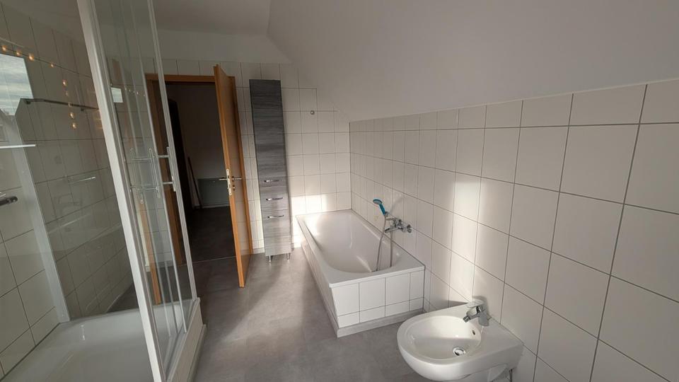 Reihenhaus Magdeburg Hopfengarten - 3 Zimmer, 103 m&sup2;, 1.050&euro; | Angebot:26005451