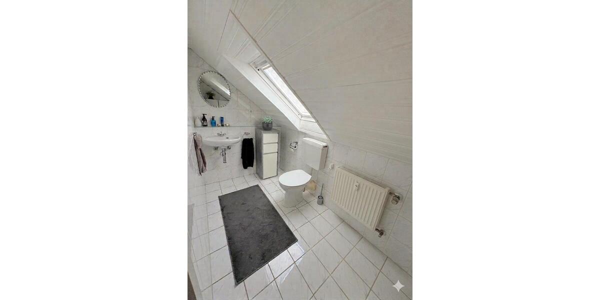 Reihenhaus Wermelskirchen - 4 Zimmer, 103 m&sup2;, 349.000&euro; | Angebot:26200573