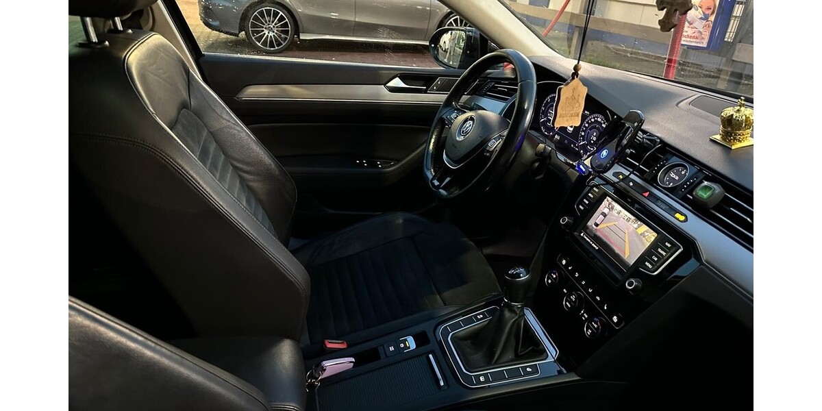 VW Passat 197.000 km 13.000 € Berlin 10178