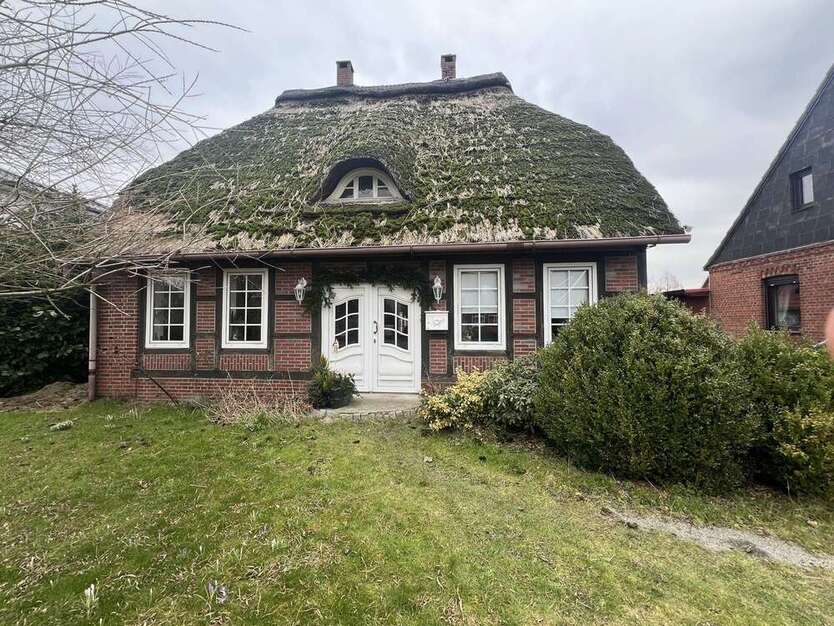 Haus zum Kaufen in Drochtersen 159.000 € 115 m²