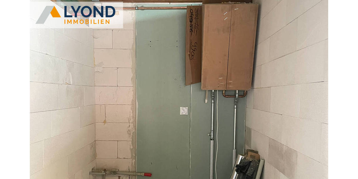 Einfamilienhaus Brotterode- Trusetal Trusetal - 5 Zimmer, 208 m&sup2;, 105.000&euro; | Angebot:25773071