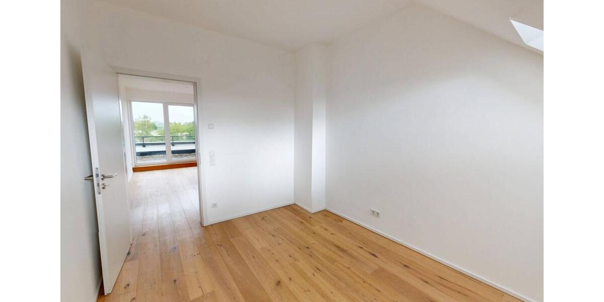Dachgeschoßwohnung Neustadt an der Donau - 3 Zimmer, 90 m&sup2;, 900&euro; | Angebot:26632550