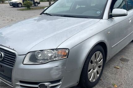 Audi A4 325.985 km 999 € Rosenheim 83024