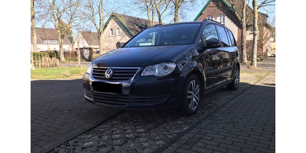 VW Touran 258.000 km 4.150 &euro; Moers 47443
