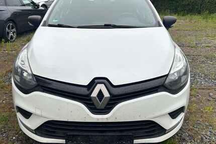 Renault Clio 198.000 km 2.999 &euro; Wehrheim 61273