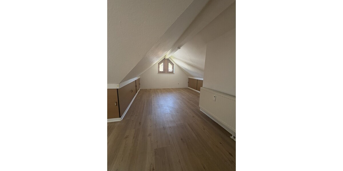 - Kurzfristig beziehbare, renovierte 3-4-Zimmer Maisonette-Wohnung in Murrhardt! - - Maisonettenwohnung Murrhardt | Angebot:26887988