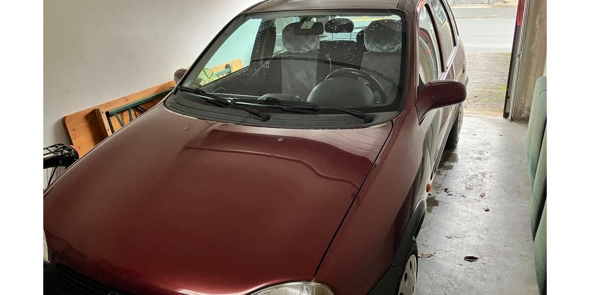 Opel Corsa 96.900 km 1.000 &euro; Uttenreuth 91080