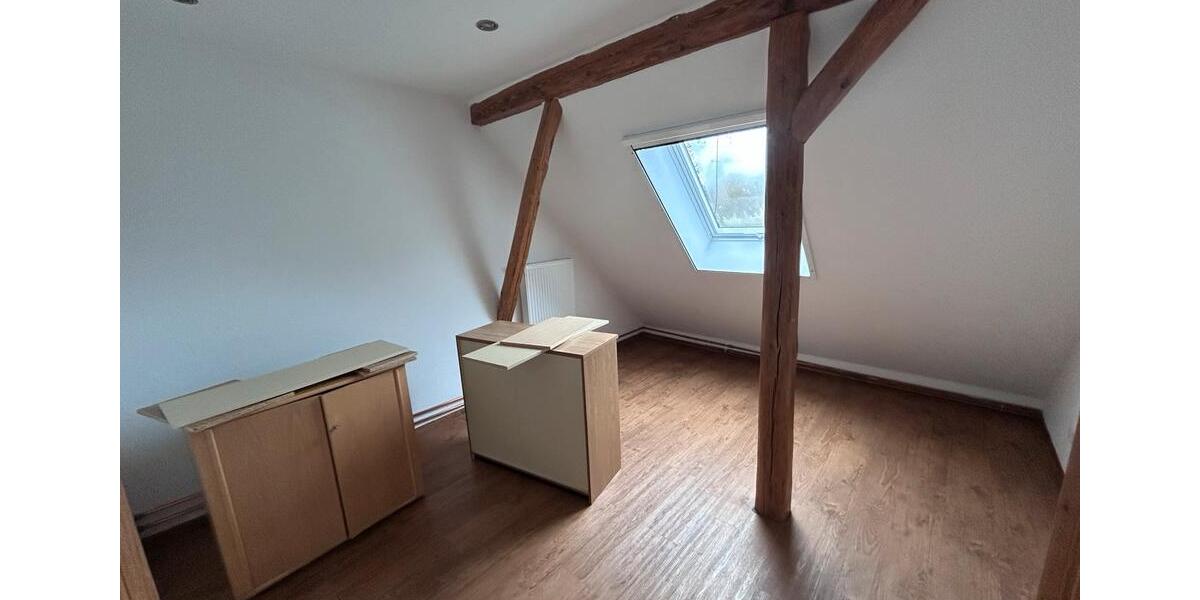 Dachgeschoßwohnung Langendorf - 1.5 Zimmer, 60 m&sup2;, 550&euro; | Angebot:25542326