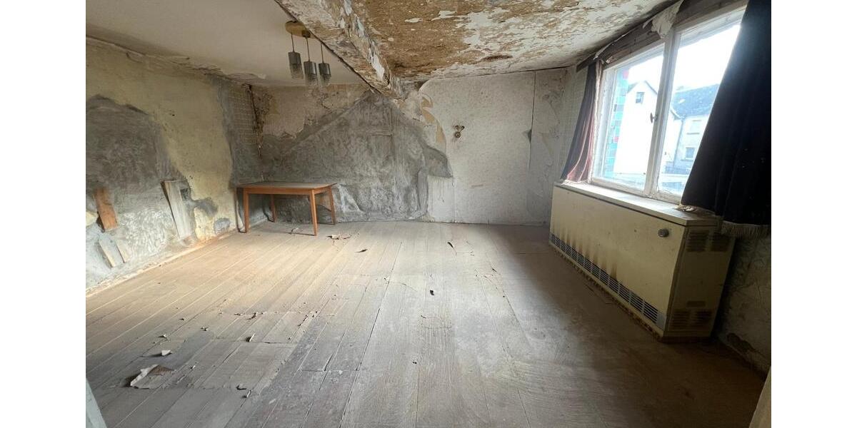 Einfamilienhaus Reichenbach im Vogtland - 15.000&euro; | Angebot:26447670